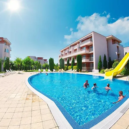 Holiday Fort Noks شقة